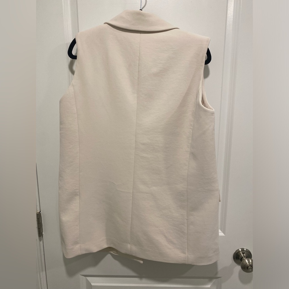 Abercrombie Blazer Vest in white - Picture 3 of 4